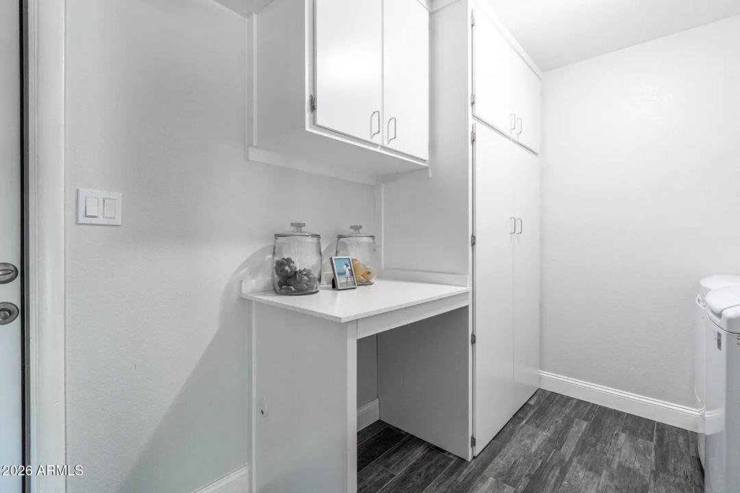 Real Estate Picture 23