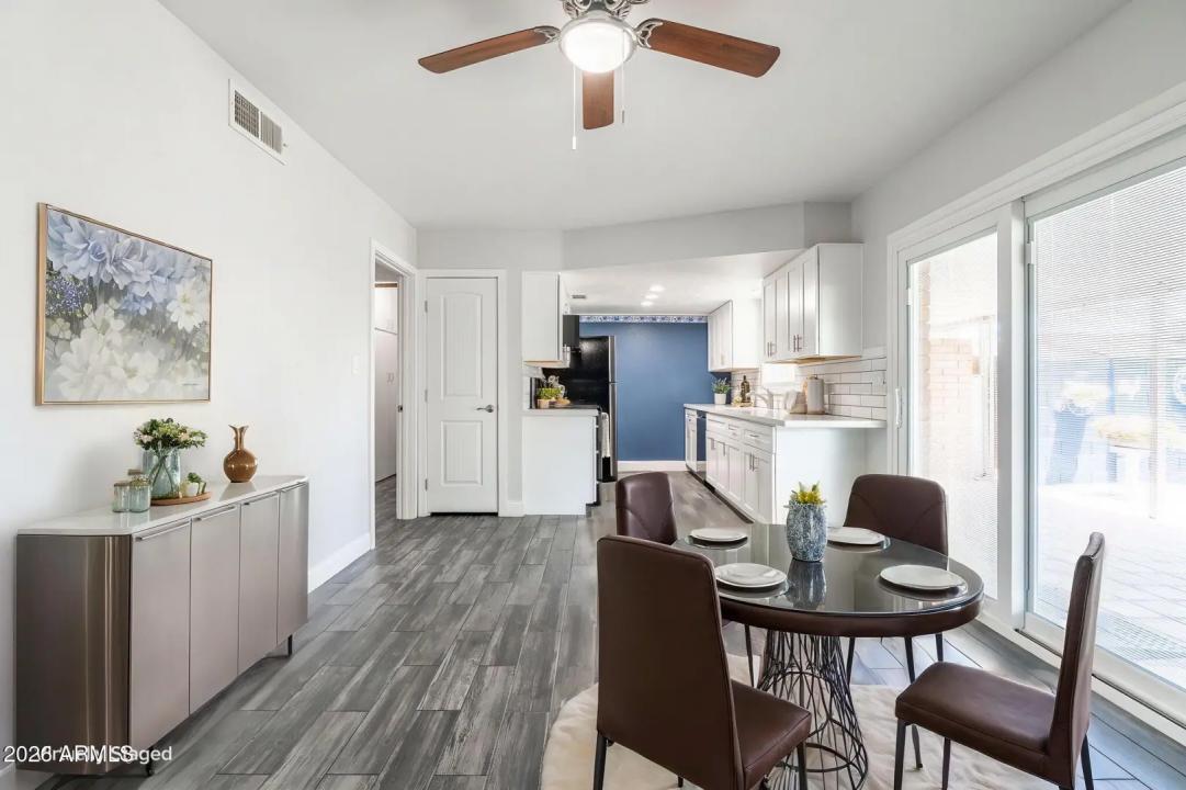 Real Estate Picture 16