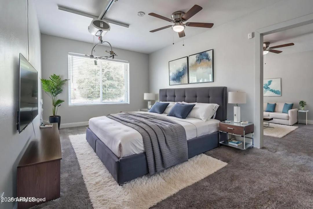 Real Estate Picture 6