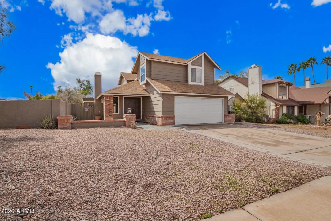 Real Estate Picture 3