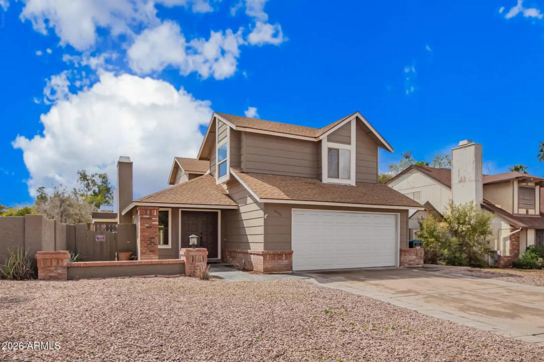 Real Estate Picture 4
