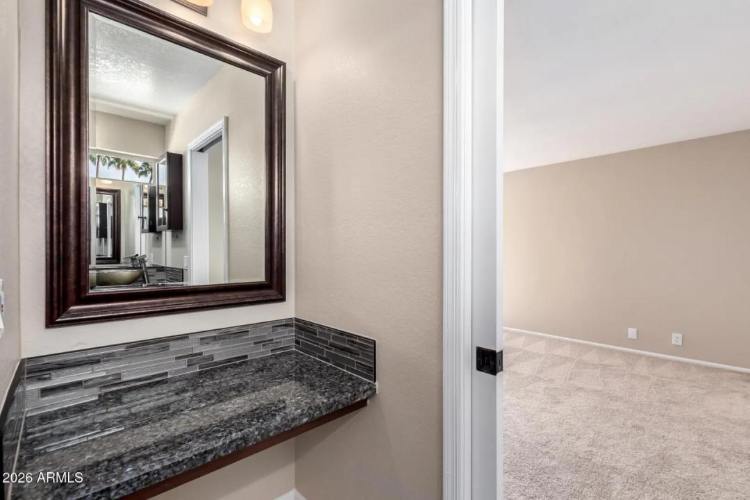 Real Estate Picture 21