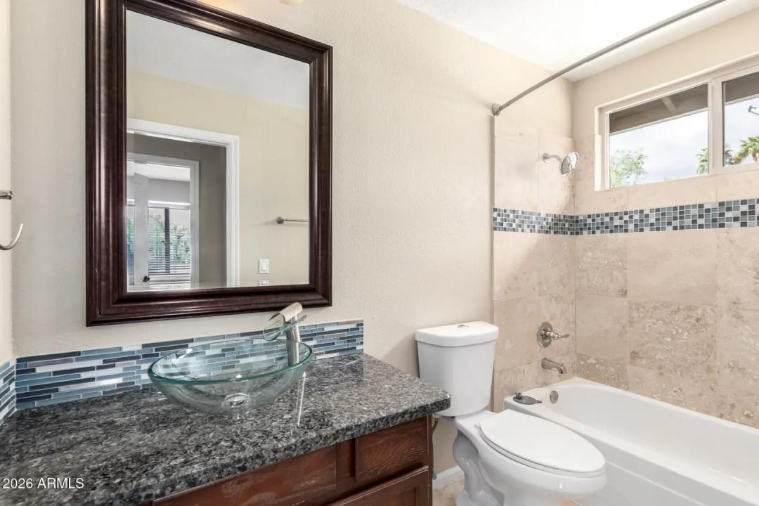 Real Estate Picture 28
