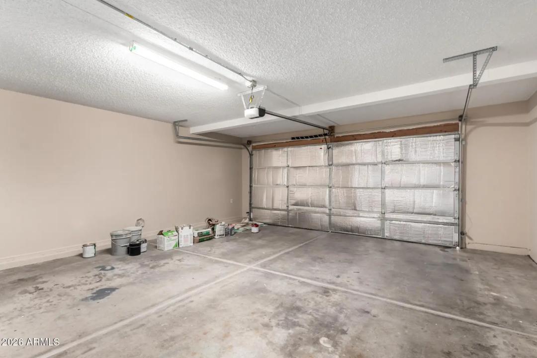 Real Estate Picture 30