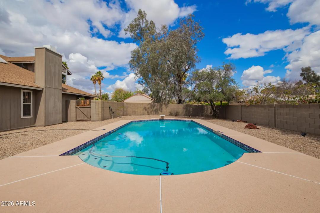 Real Estate Picture 35