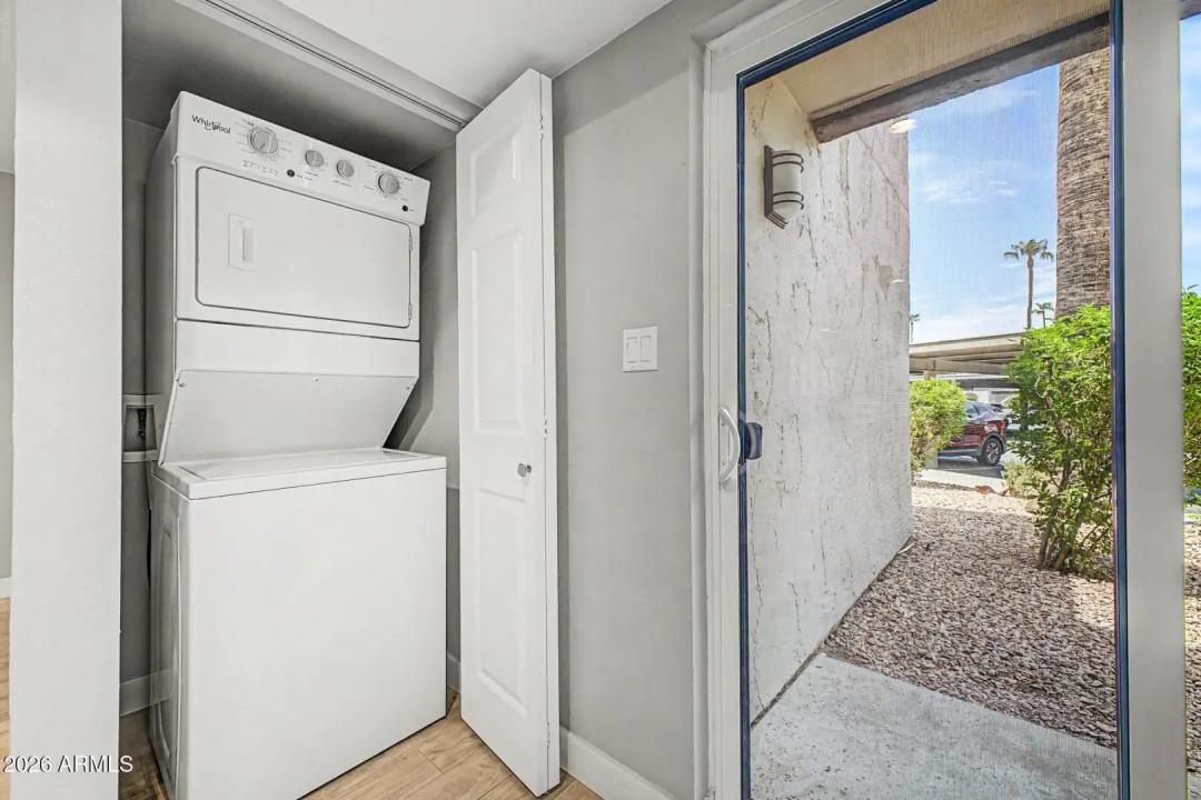 Real Estate Picture 18