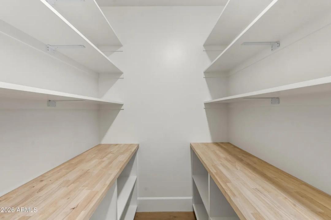 Real Estate Picture 19