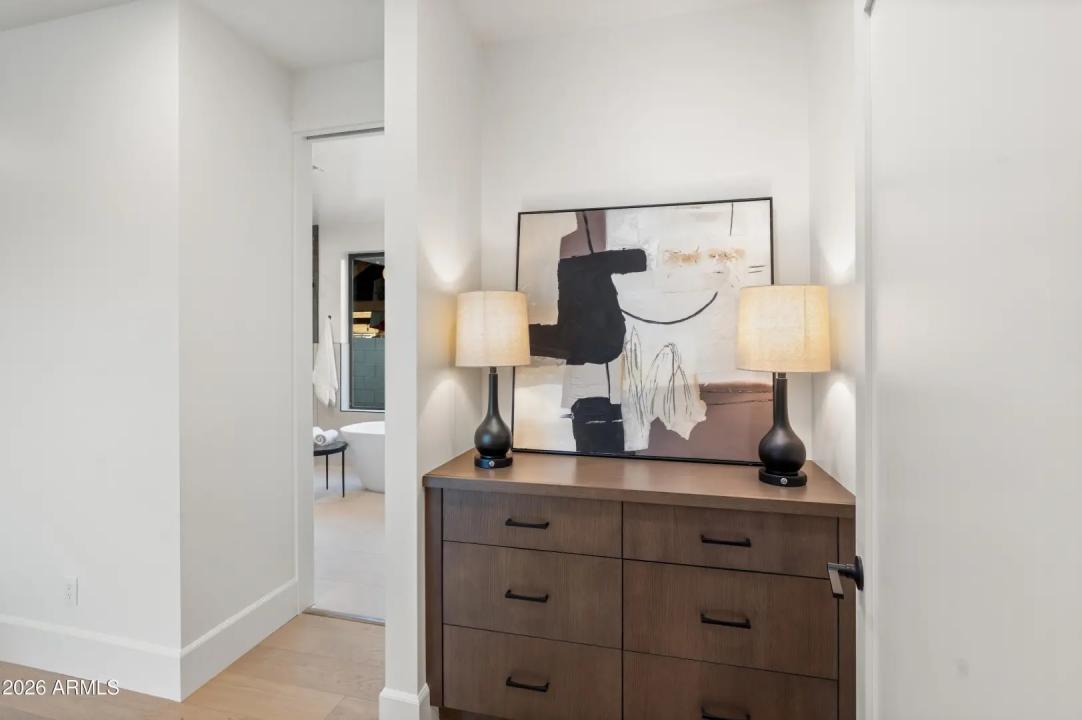 Real Estate Picture 21