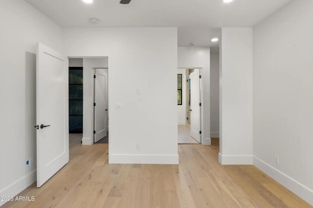 Real Estate Picture 35
