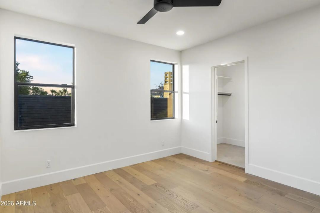 Real Estate Picture 43