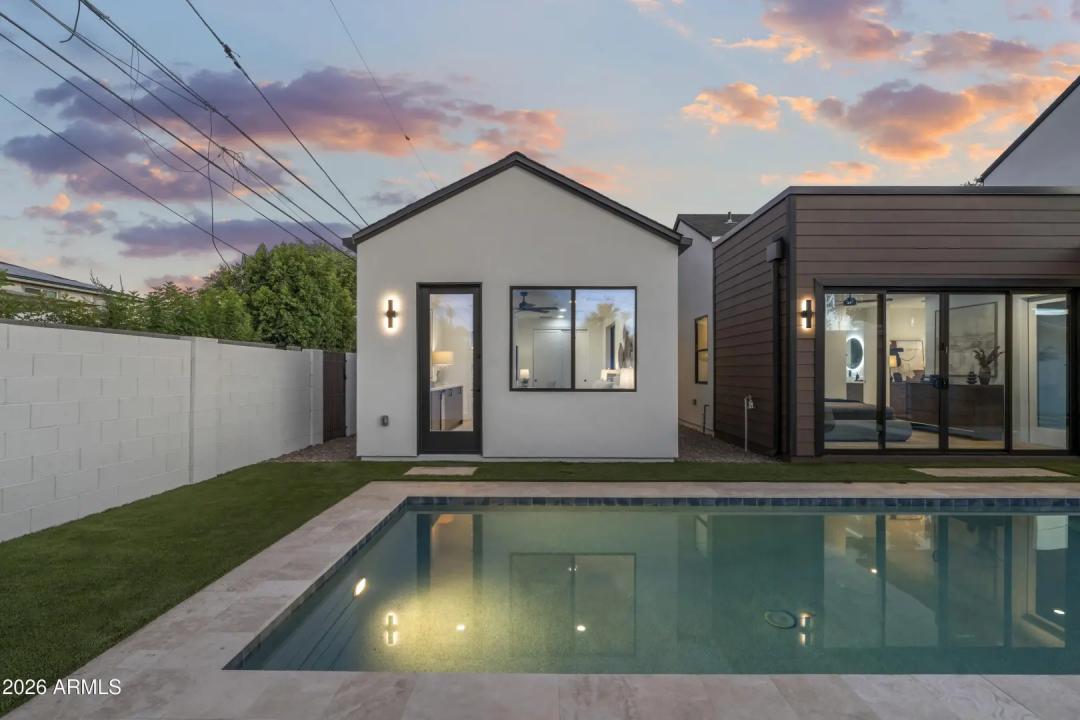 Real Estate Picture 64