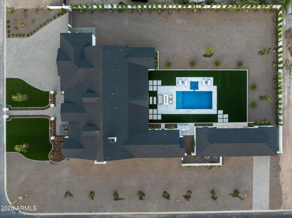 Real Estate Picture 45