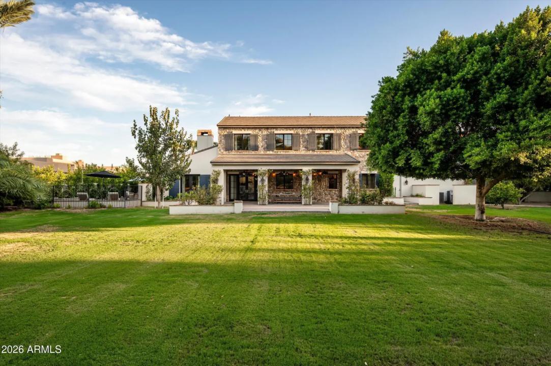 Real Estate Picture 1