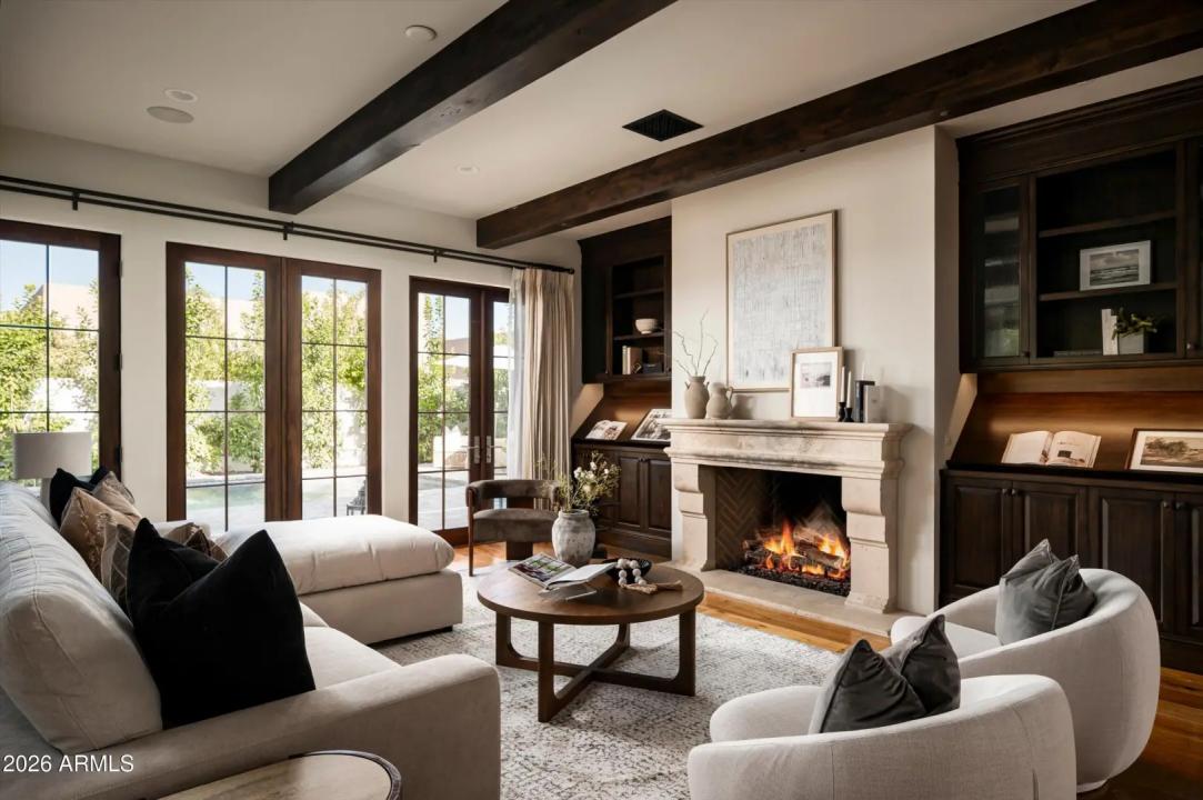 Real Estate Picture 17