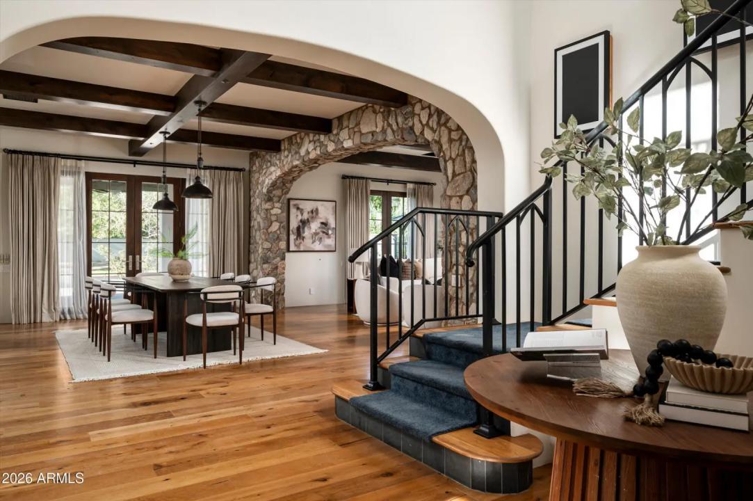 Real Estate Picture 20