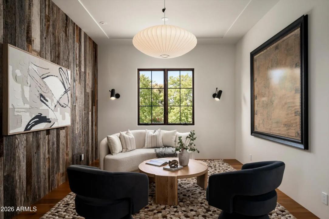 Real Estate Picture 34