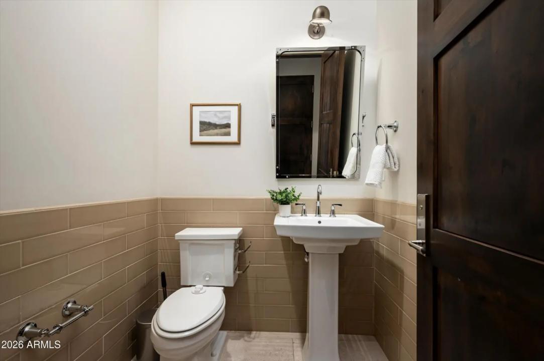 Real Estate Picture 39