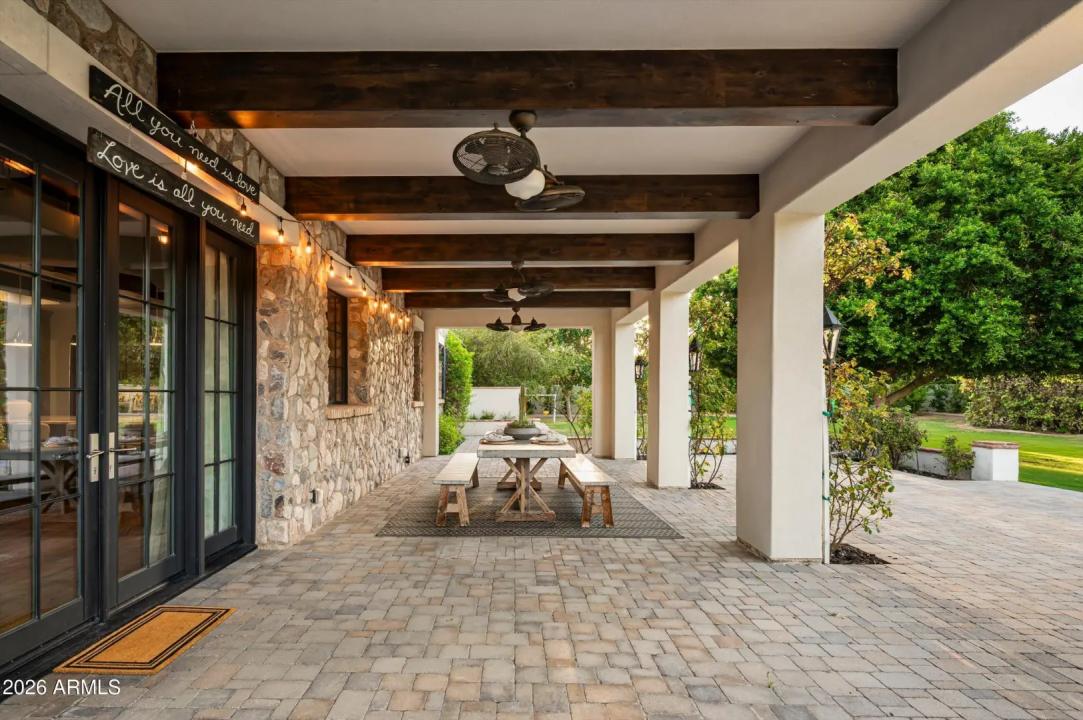 Real Estate Picture 40