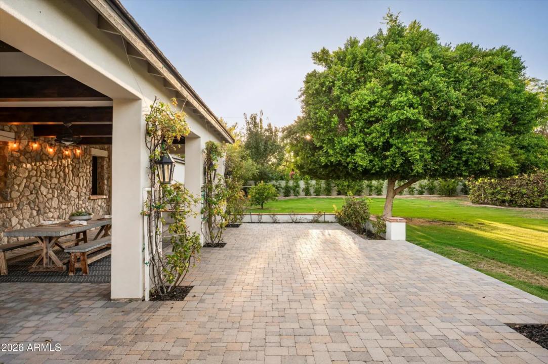 Real Estate Picture 41