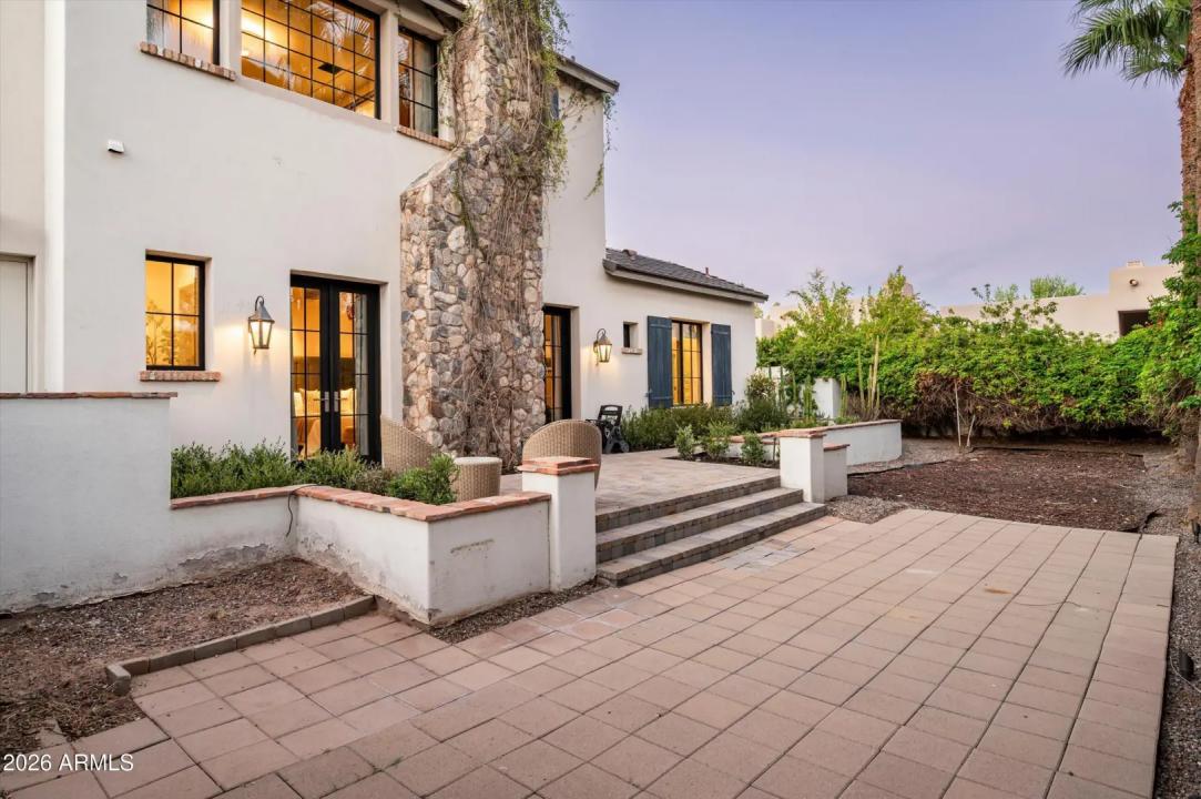 Real Estate Picture 26