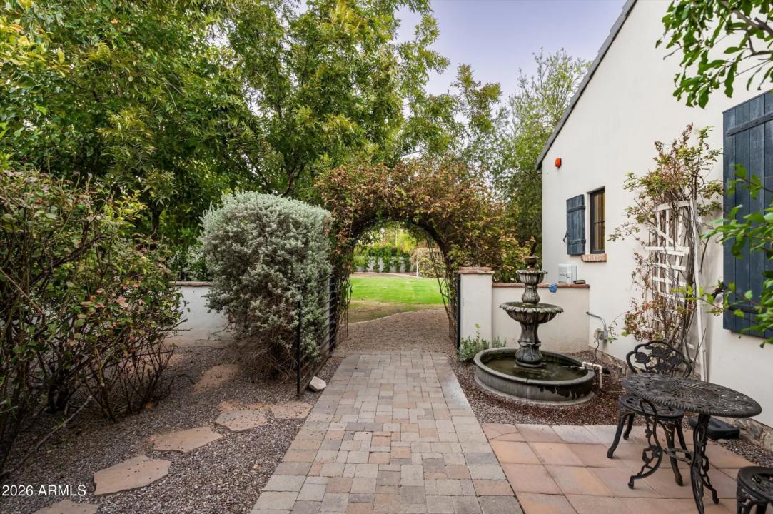Real Estate Picture 48