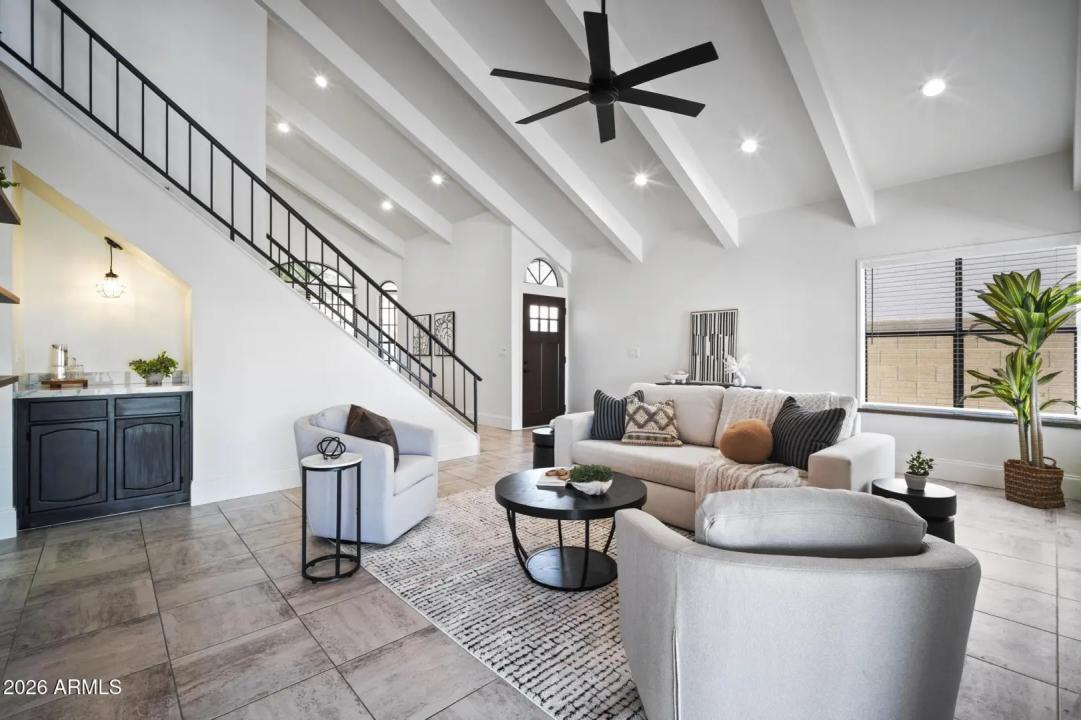 Real Estate Picture 1