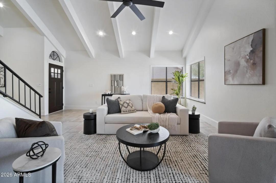 Real Estate Picture 2