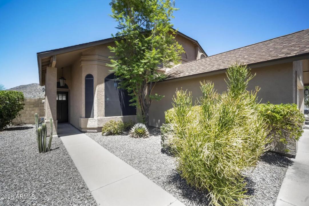 Real Estate Picture 43