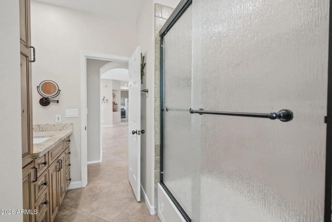 Real Estate Picture 17