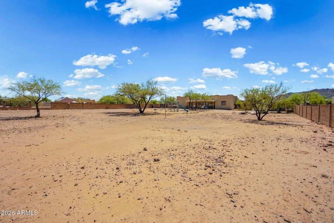 Real Estate Picture 34