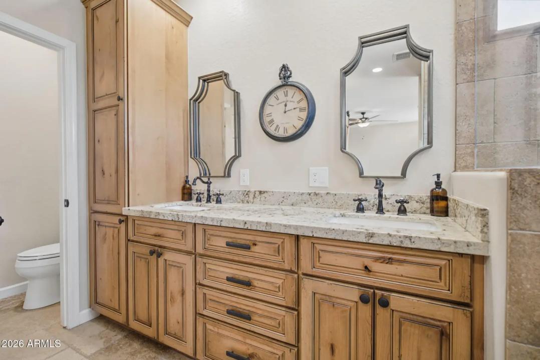 Real Estate Picture 28