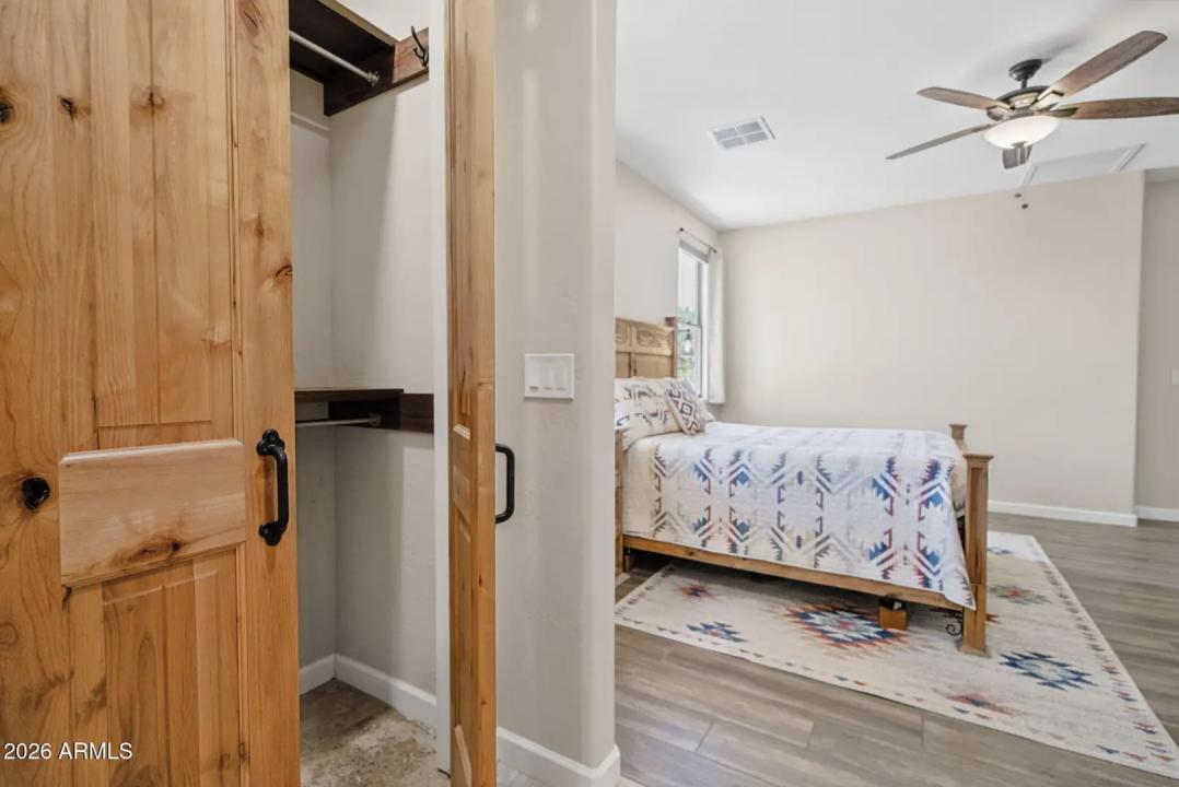 Real Estate Picture 26