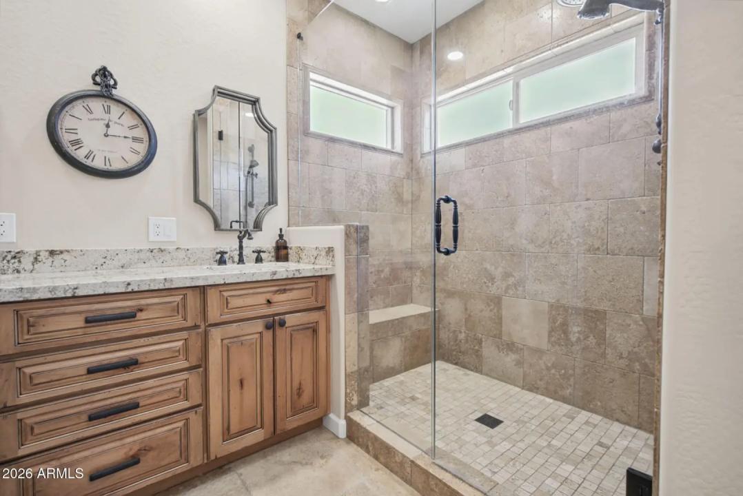 Real Estate Picture 31