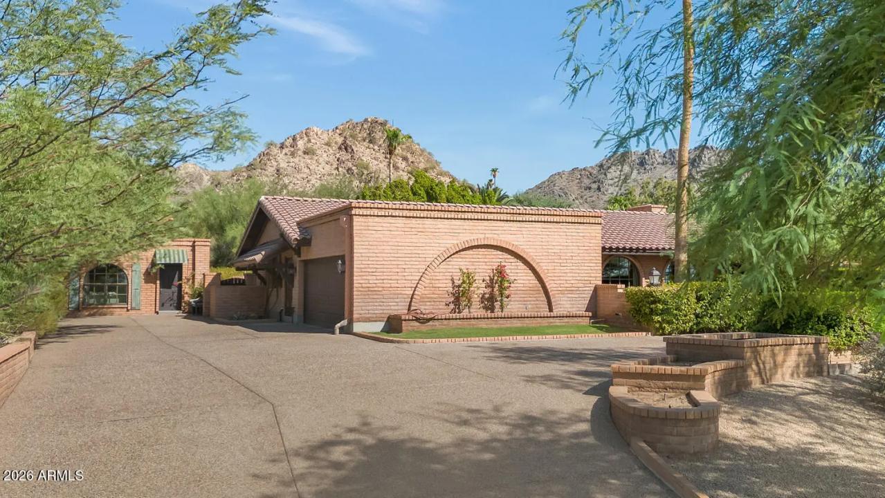 Real Estate Picture 2
