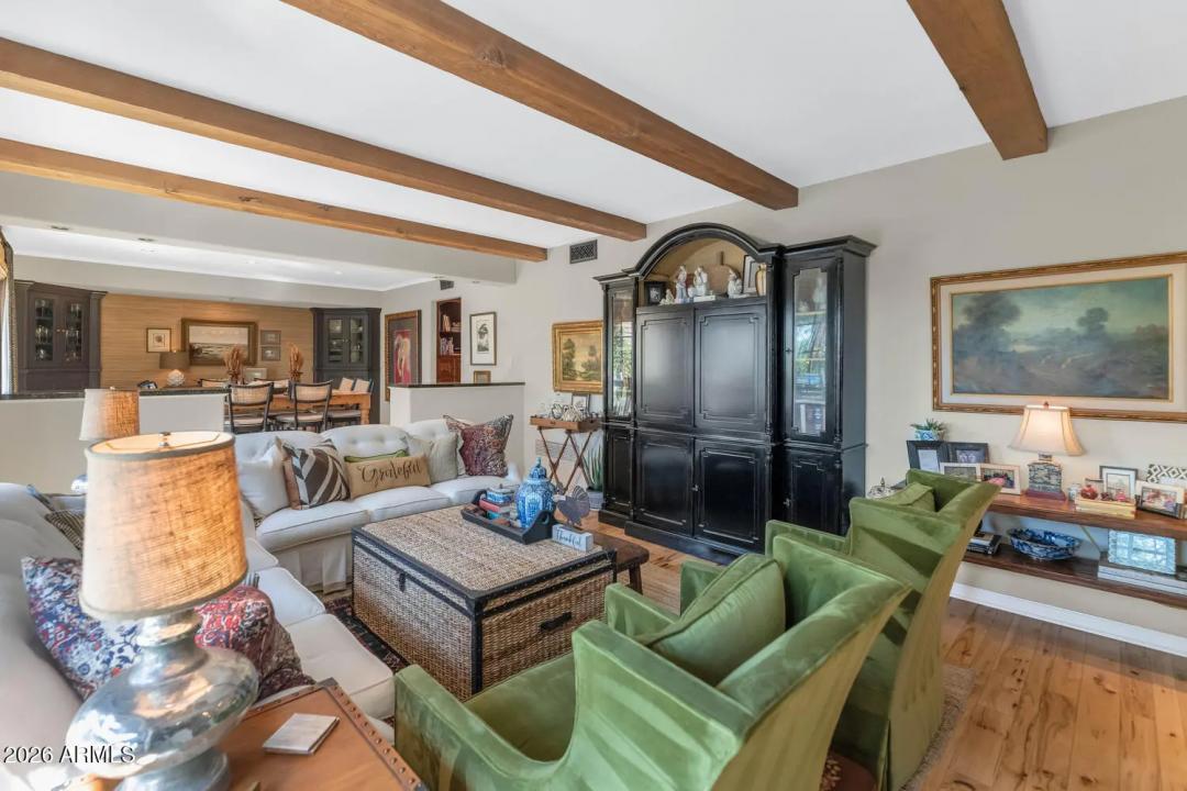 Real Estate Picture 13