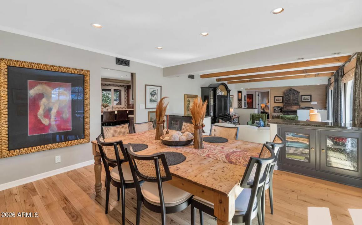 Real Estate Picture 16