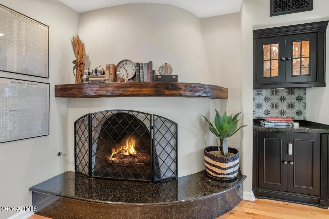 Real Estate Picture 20