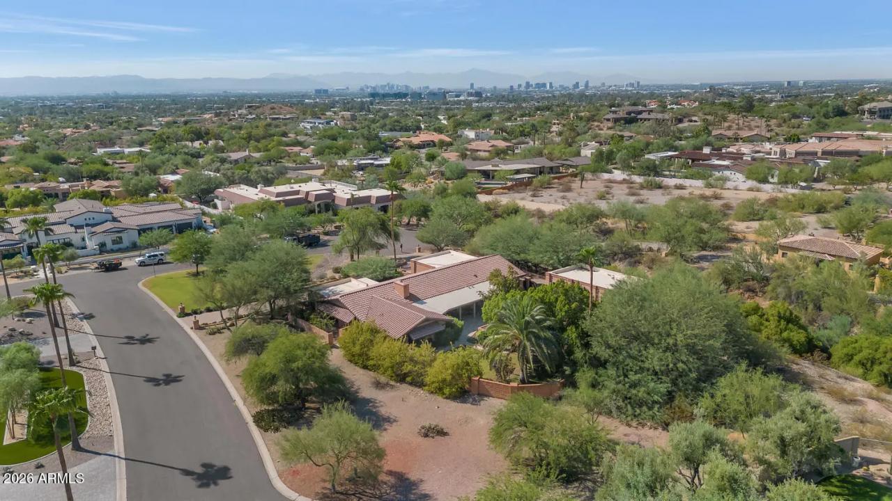 Real Estate Picture 37