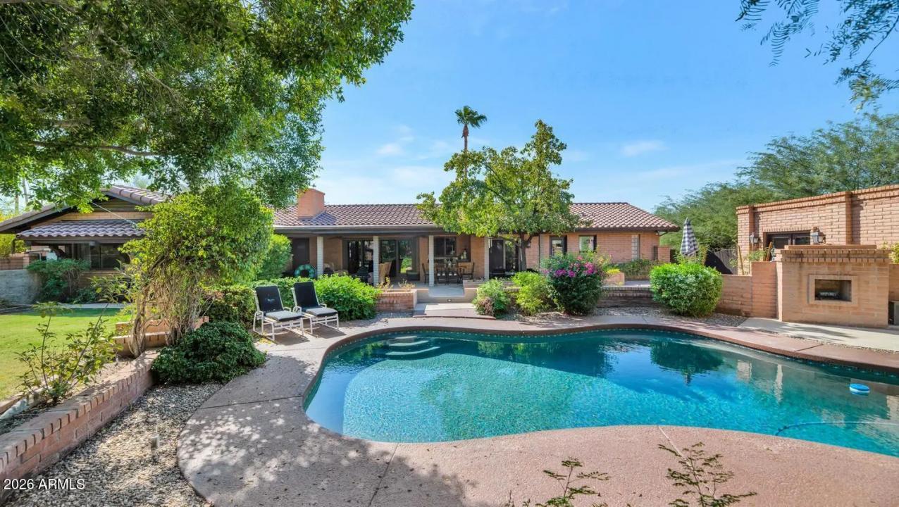 Real Estate Picture 38