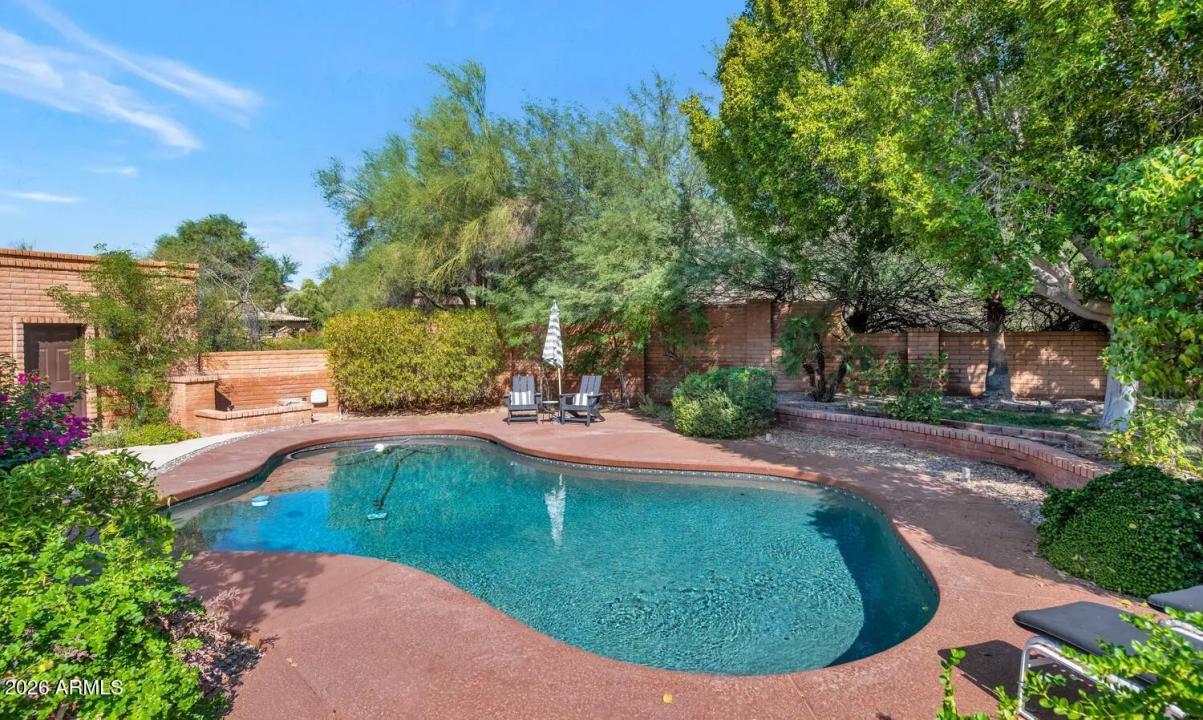 Real Estate Picture 43