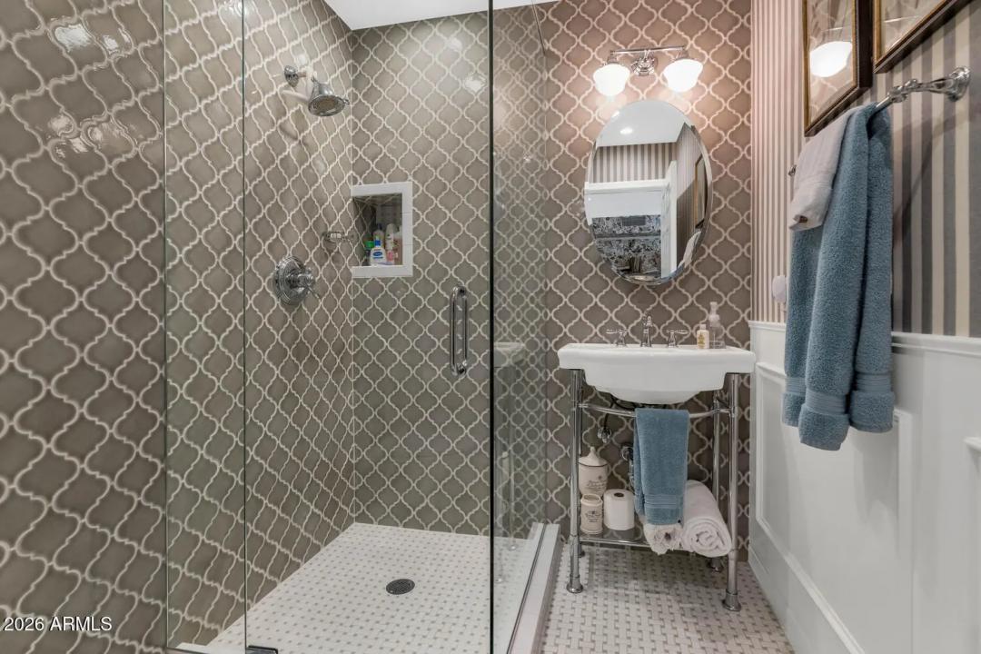 Real Estate Picture 52