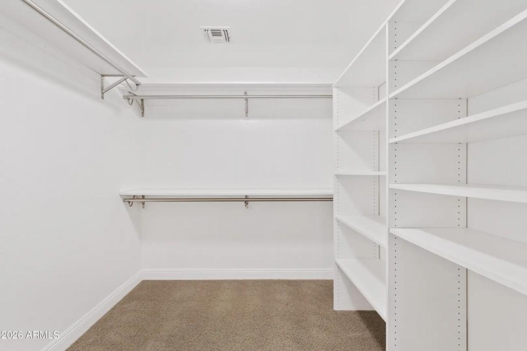 Real Estate Picture 17