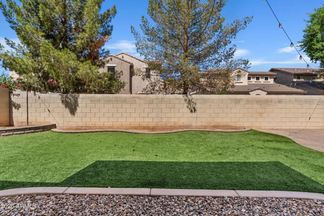 Real Estate Picture 28