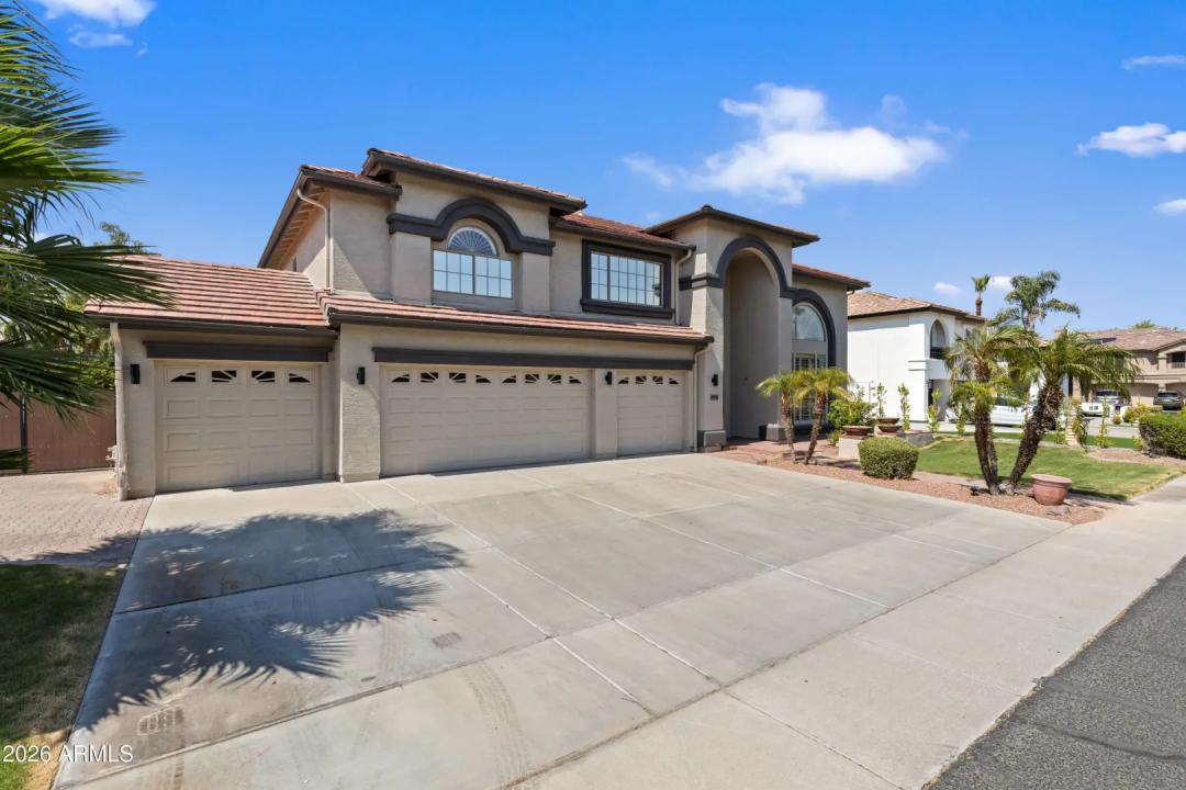 Real Estate Picture 11