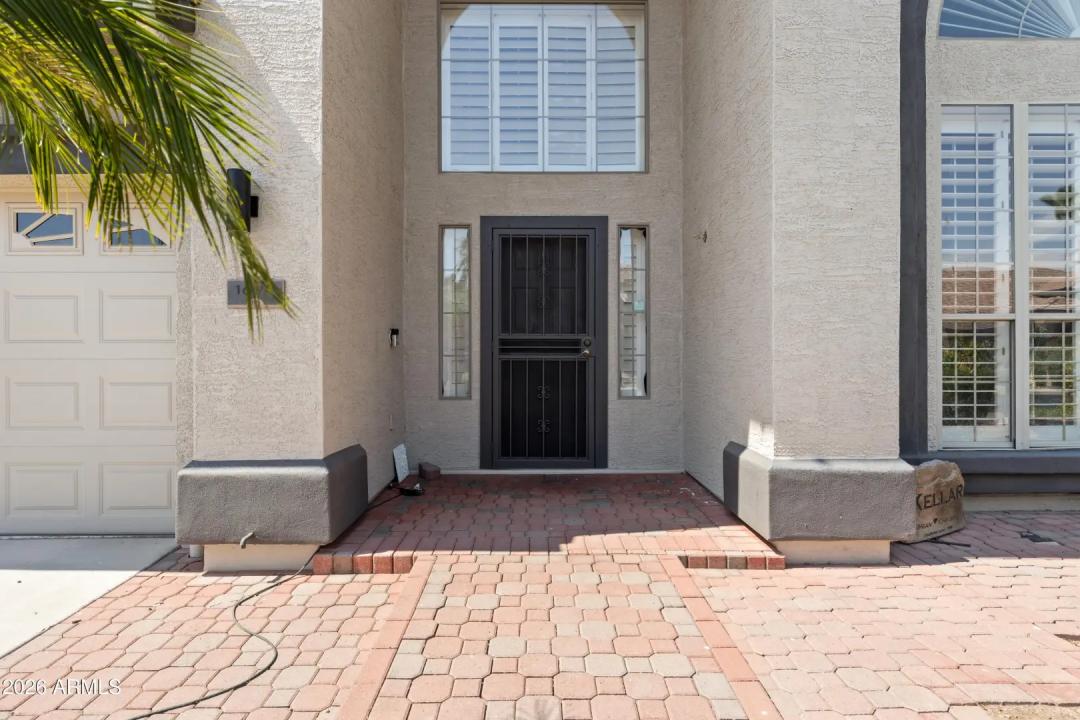 Real Estate Picture 14