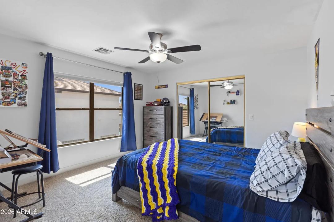 Real Estate Picture 16