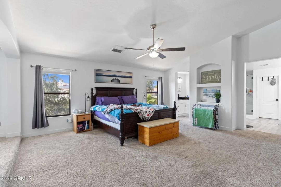 Real Estate Picture 20