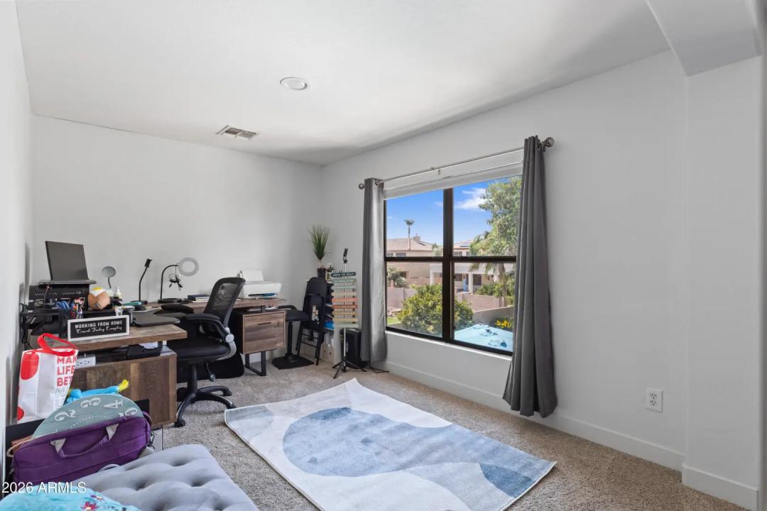 Real Estate Picture 21