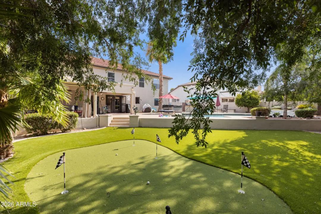Real Estate Picture 39