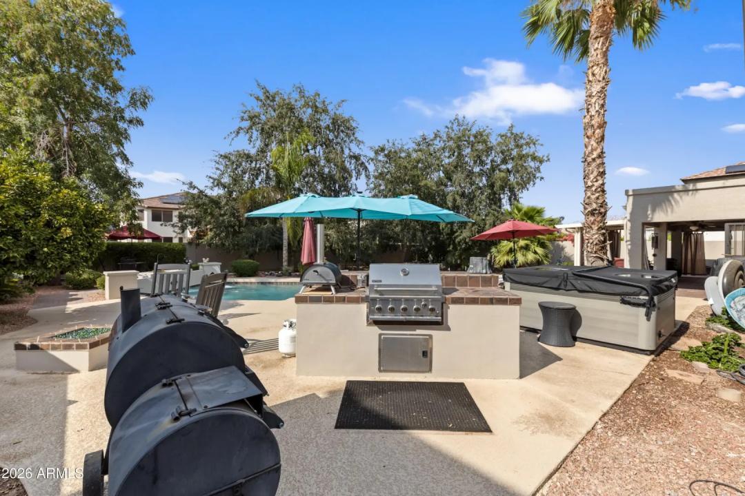 Real Estate Picture 40